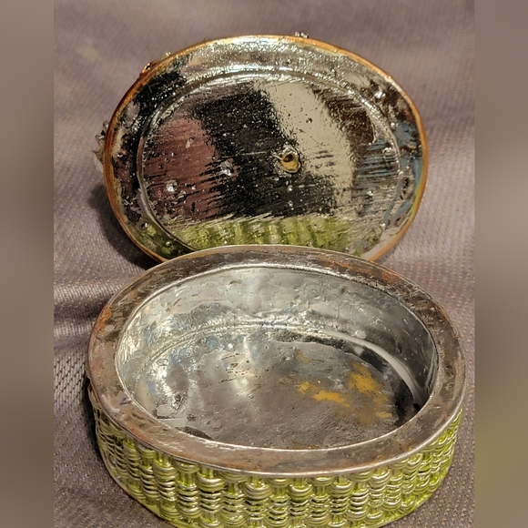 Vintage Easter Bunny Mama & Baby Trinket Box Silver Plated w/Daisies - Picture 7 of 11